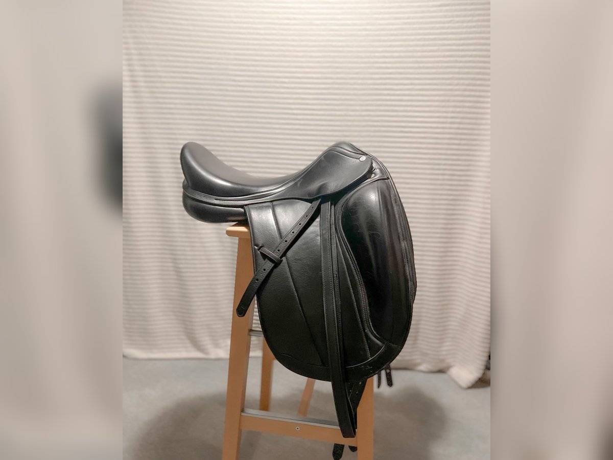 Selleria Equipe - Selle de Dressage "Olympia"