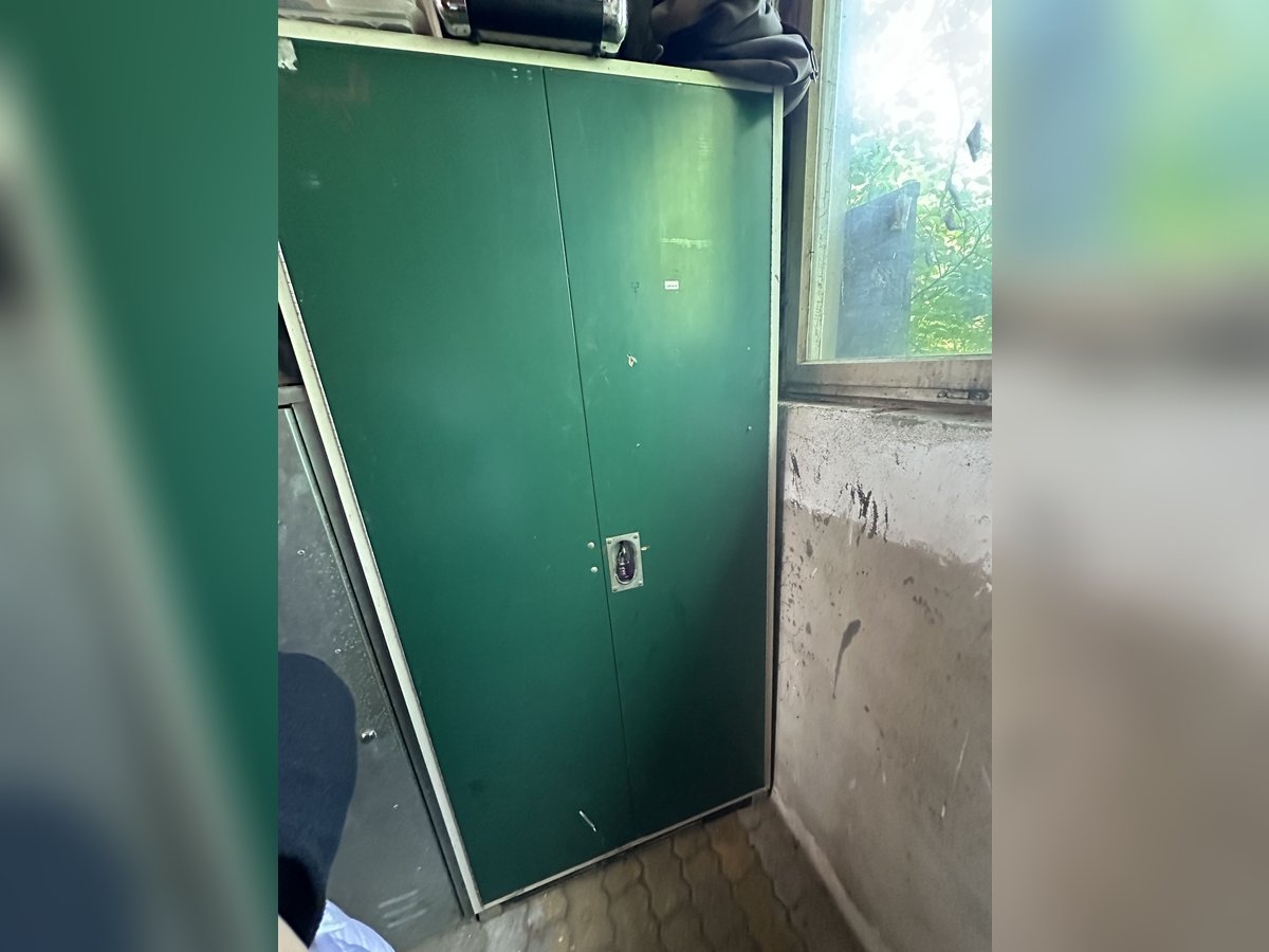 Bundeswehrschrank