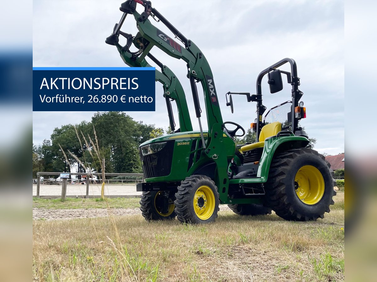 John Deere 3038E | Vorführer Kleintraktor / Kompakttraktor | 38PS | Frontlader | Verfügbar