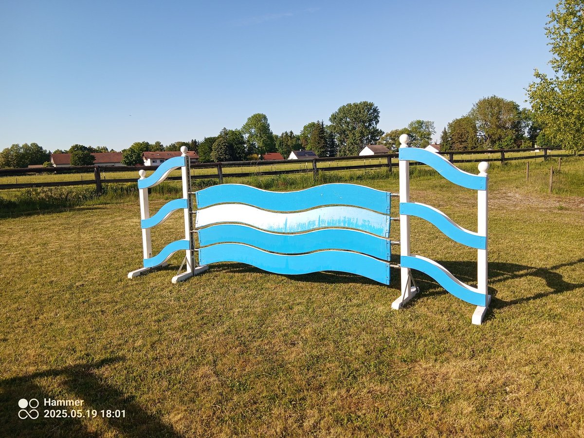 Springreit-Hindernis / Pferdesprung – Wellenform – gebraucht