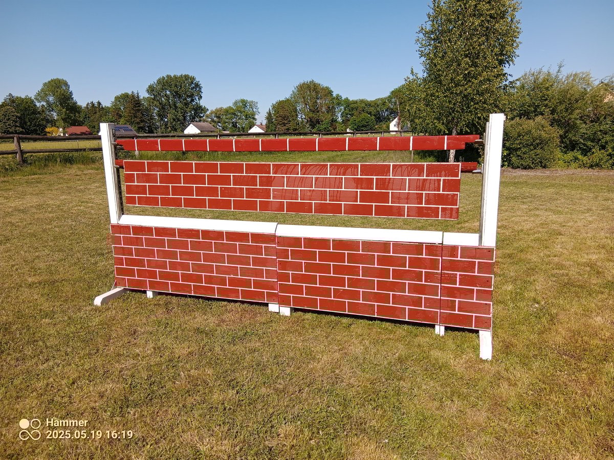 Springhindernis ,,Mauer" zu verkaufen 