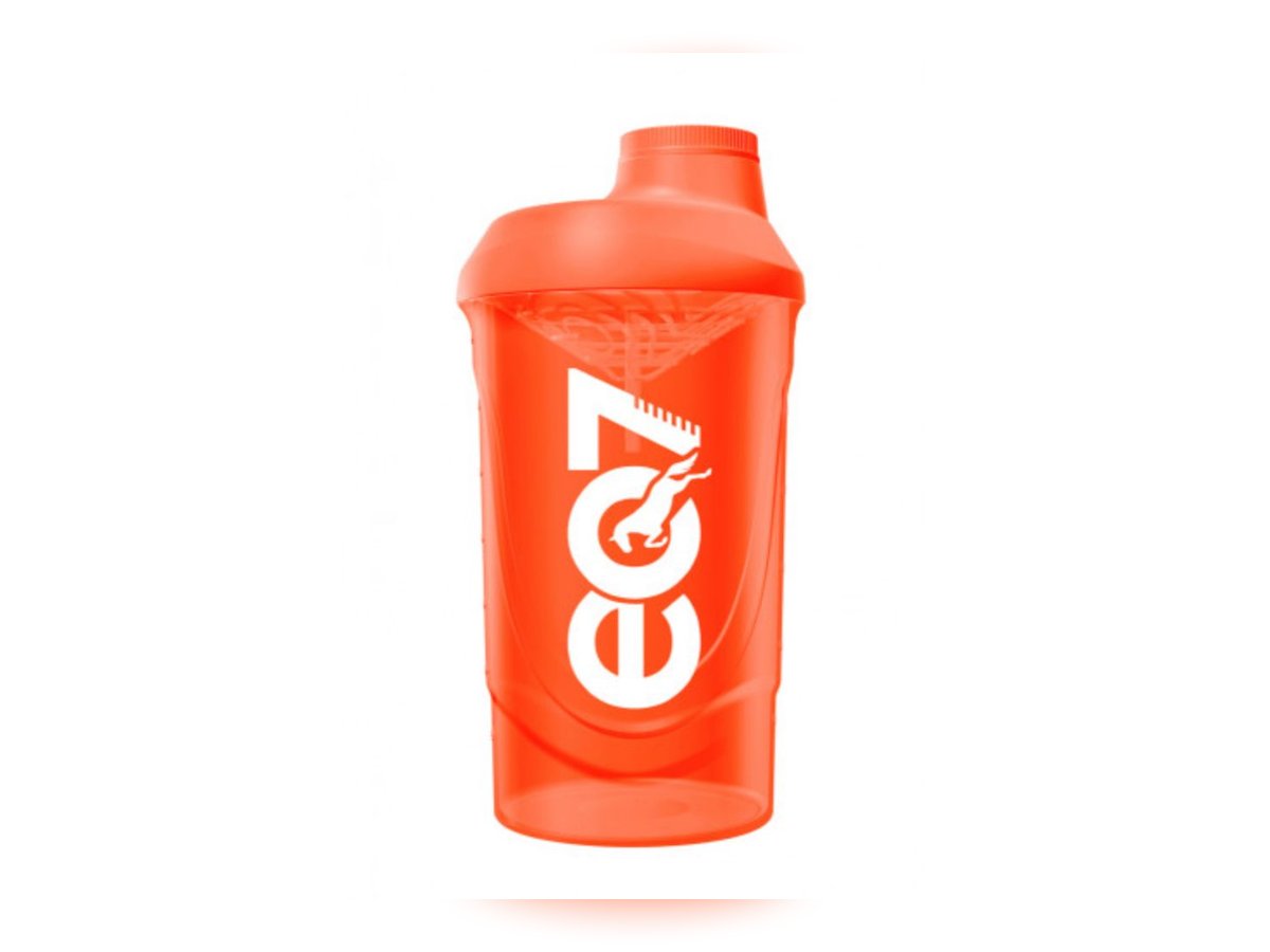 eQ7 Shaker zum mixen von Pulverfutter mit Flüssigkeit UVP 7,00€ eQ7 Shaker zum mixen von Pulverfutter mit Flüssigkeit UVP 7,00€