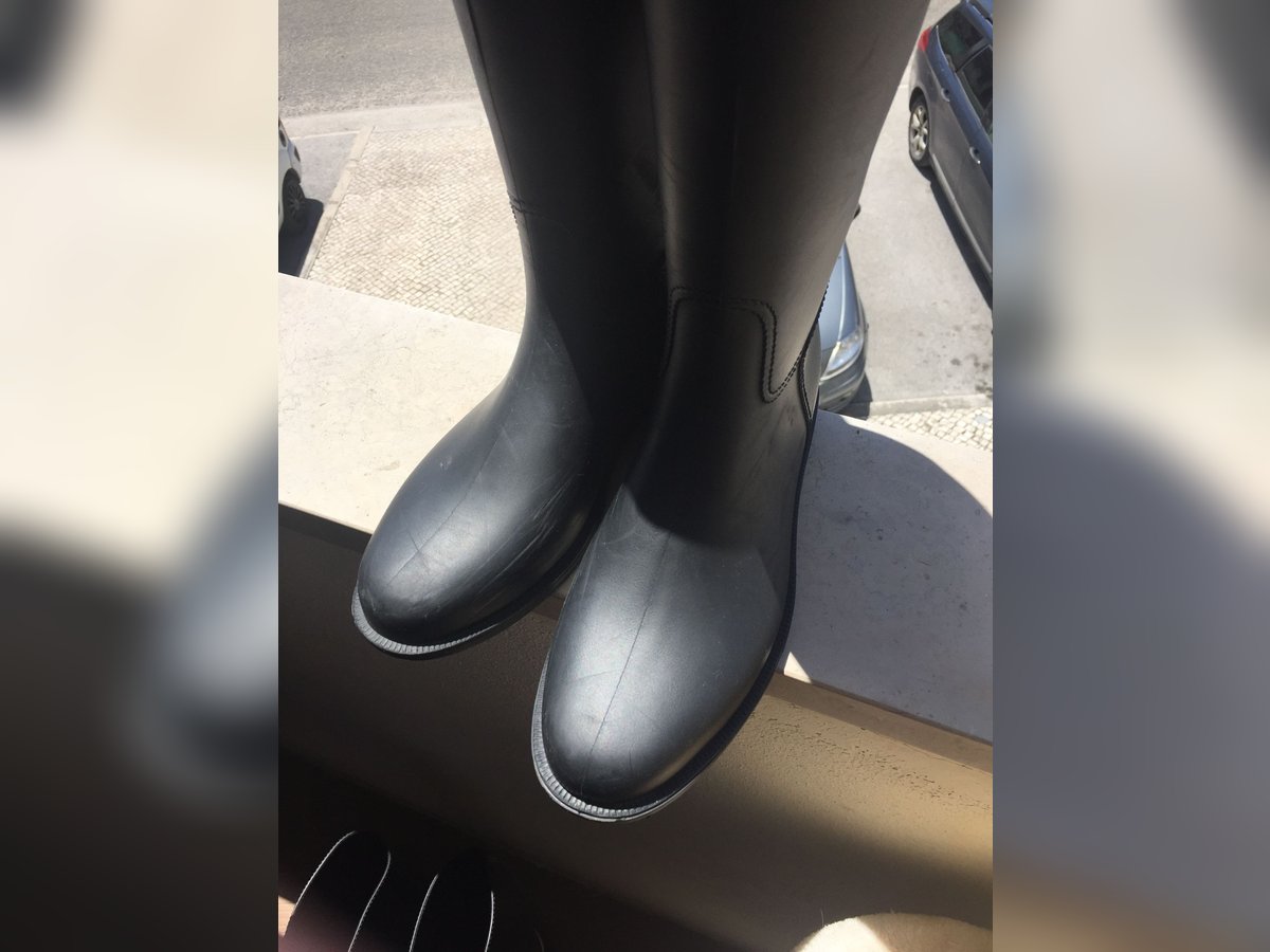 Decathlon boots for sale