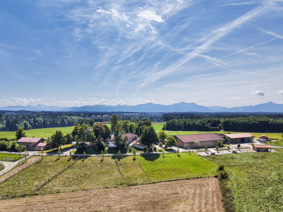 Exklusiver Pferdebetrieb im Chiemgau - PREIS AUF ANFRAGE