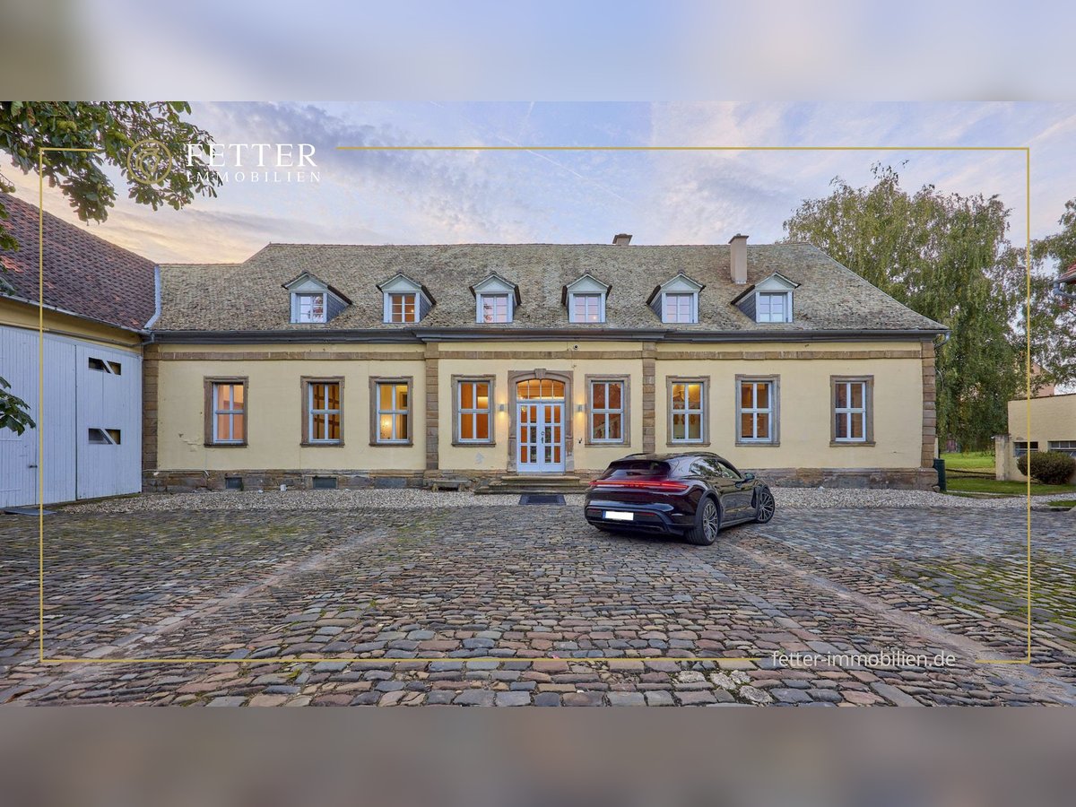 Schloss zu verkaufen in Rheinhessen mit eigener Reitanlage und Event-Location!
