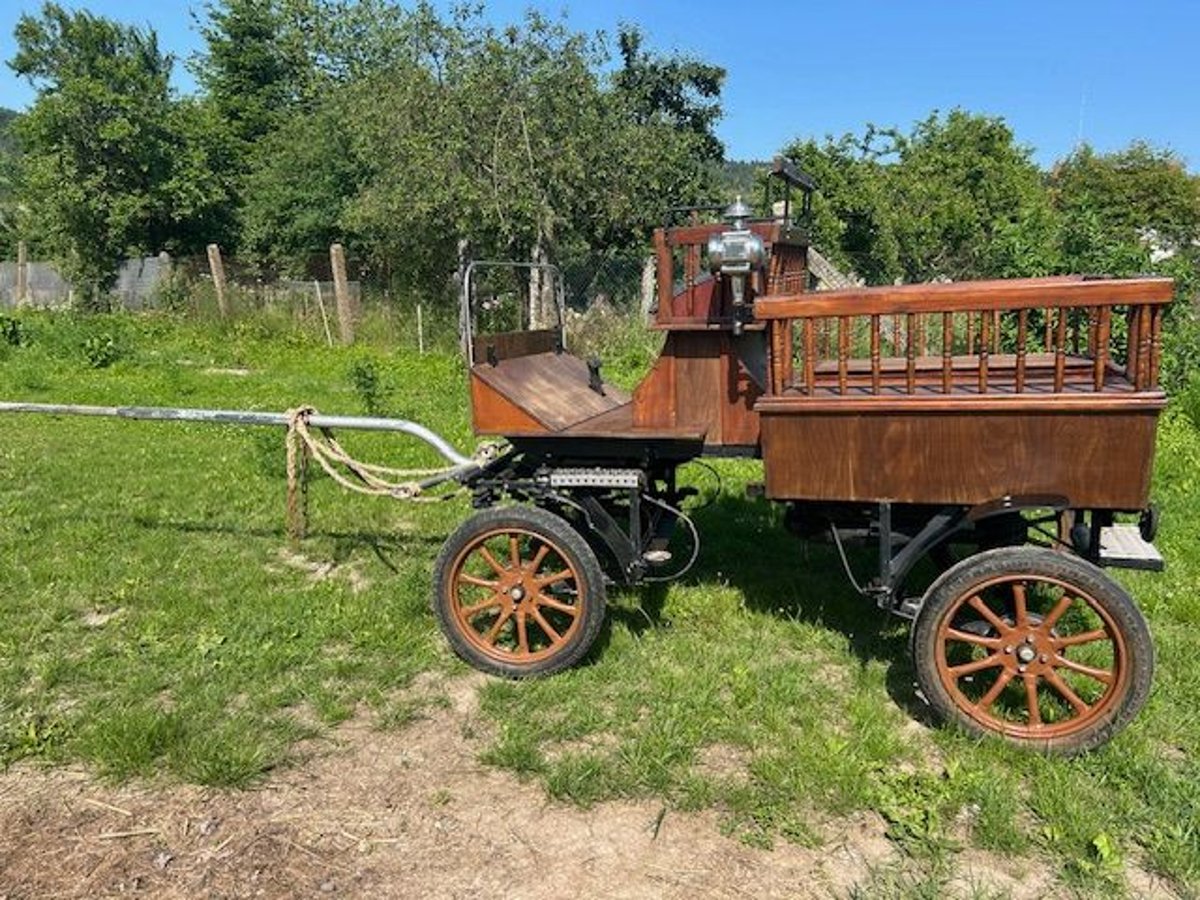 Wagonette 