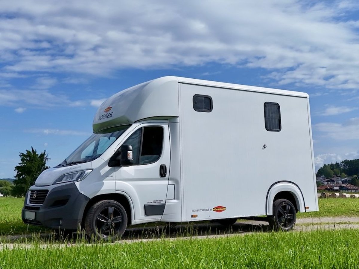 FIAT Ducato Böckmann Compact 2-Pferdetransporter LKW Sprinter Neuwertig TOP Zustand