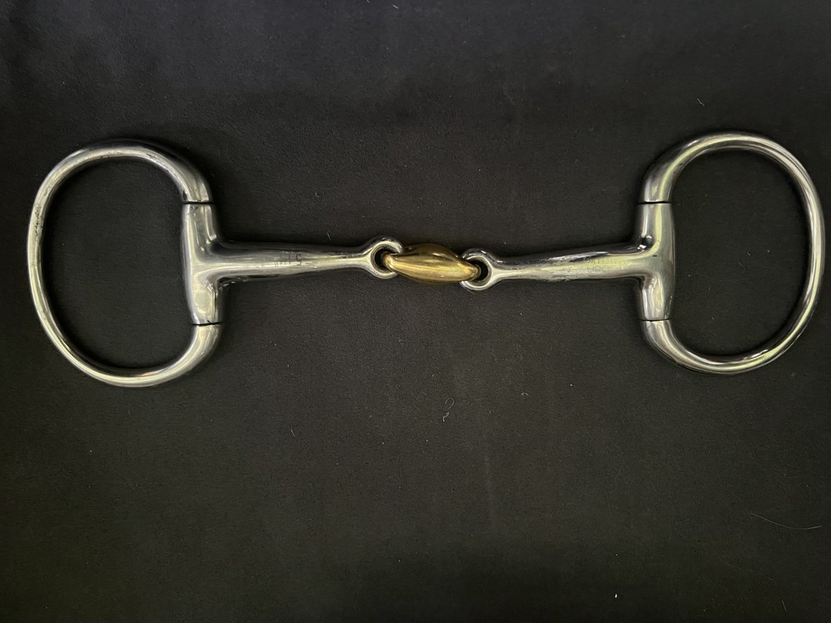 Stübben Gebiss 14 cm, 14 mm Olivenkopftrense doppelt gebrochen Stübben Gebiss 14 cm, 14 mm Olivenkopftrense doppelt gebrochen