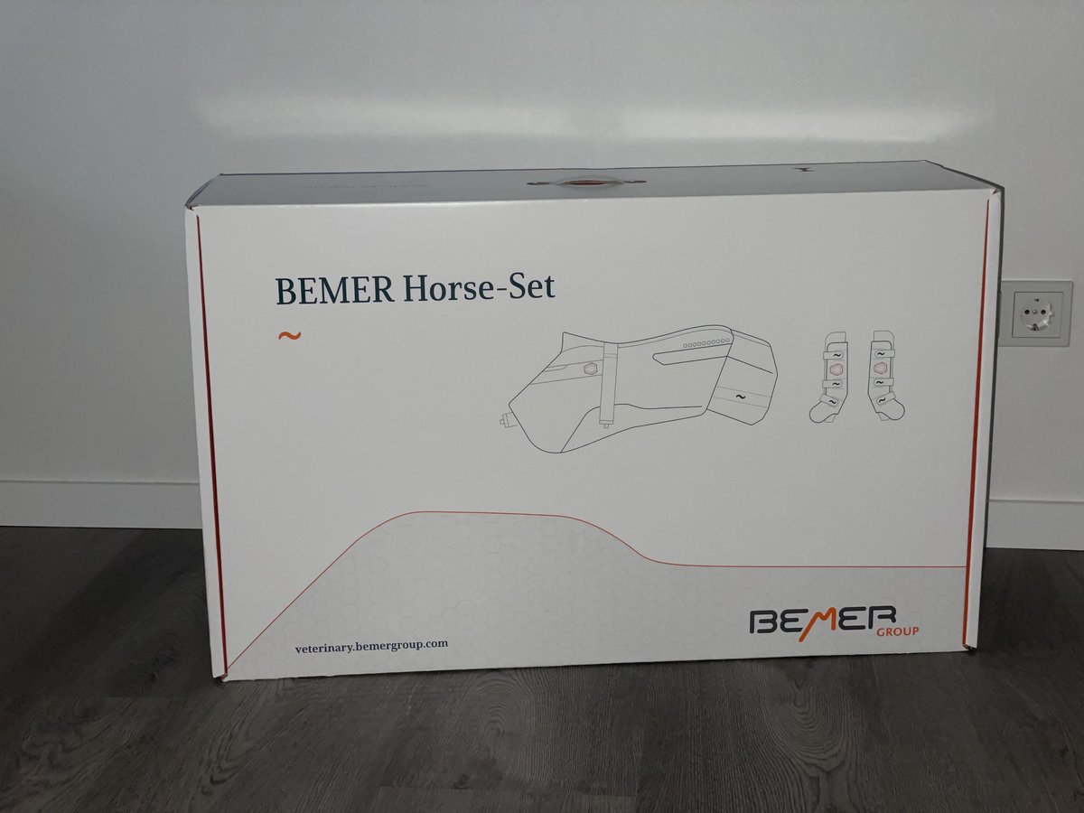 Neues Bemer Horse Set. Unbenutzt! 