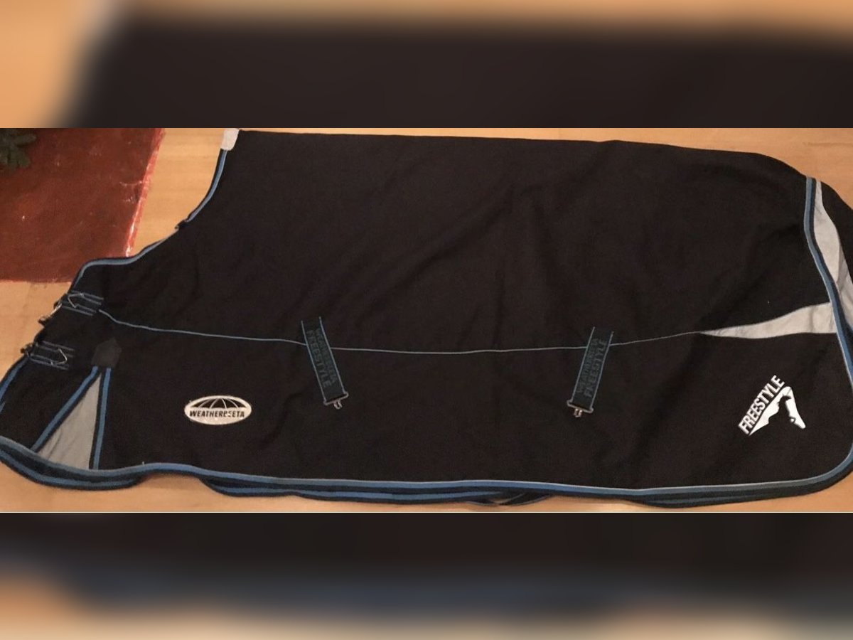 WEATHERBEETA FREESTYLE Regendecke 0g Schwarz/Türkis 155cm Kaum Benützt!