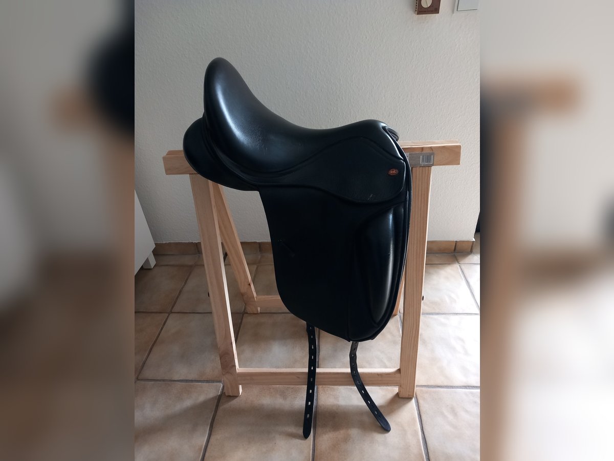 Dressursattel Kent & Masters