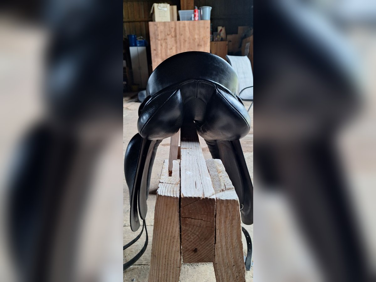  Dressursattel Ouvertüre Victoria