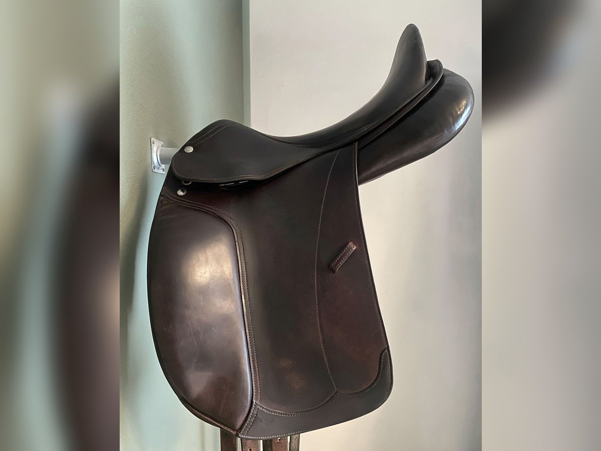 Dressursattel Peter Menet