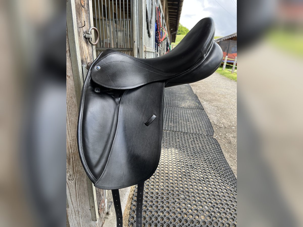 Dressursattel Stübben D Aramis 17,5"