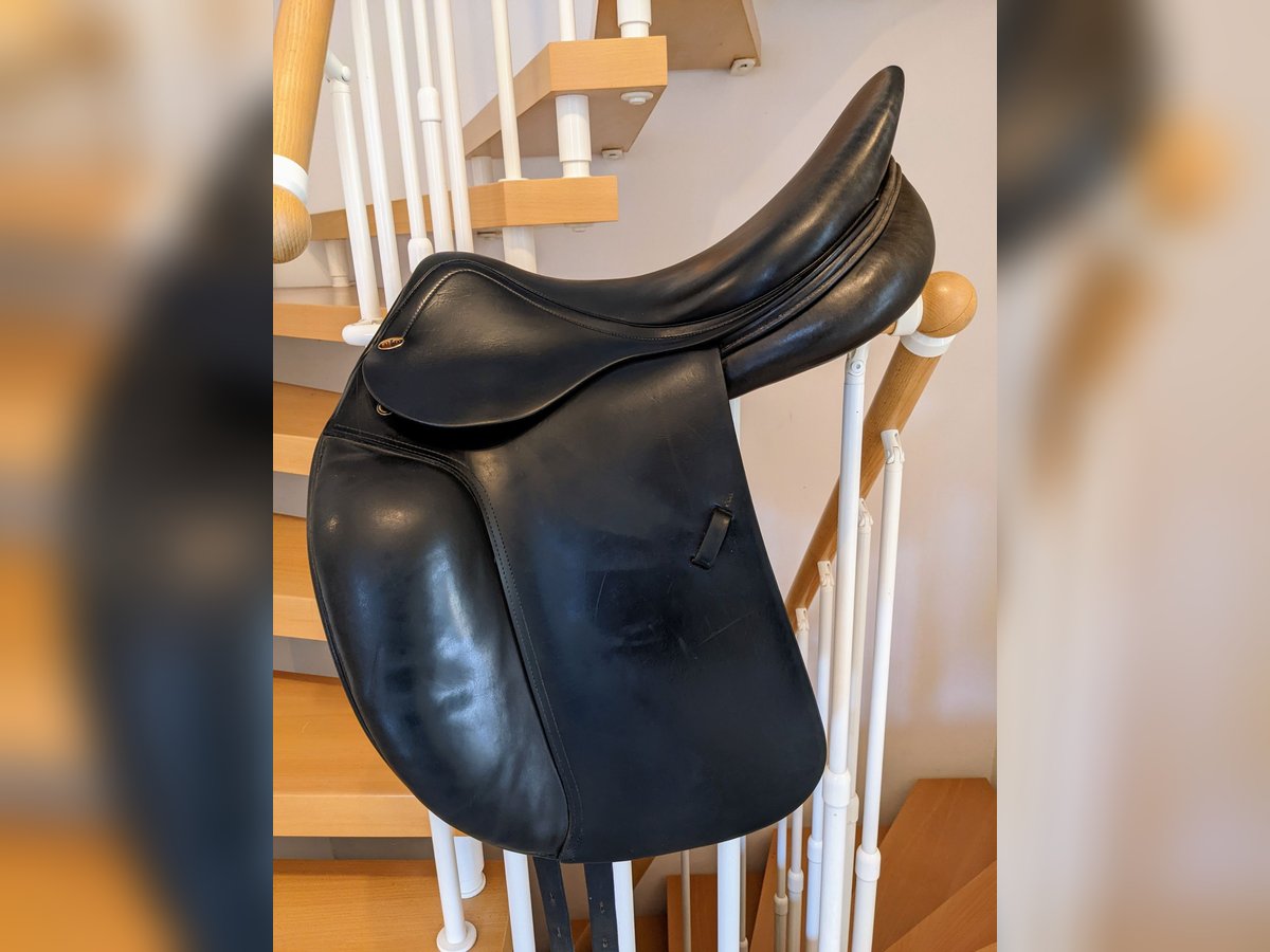 Dressursattel von Cobra