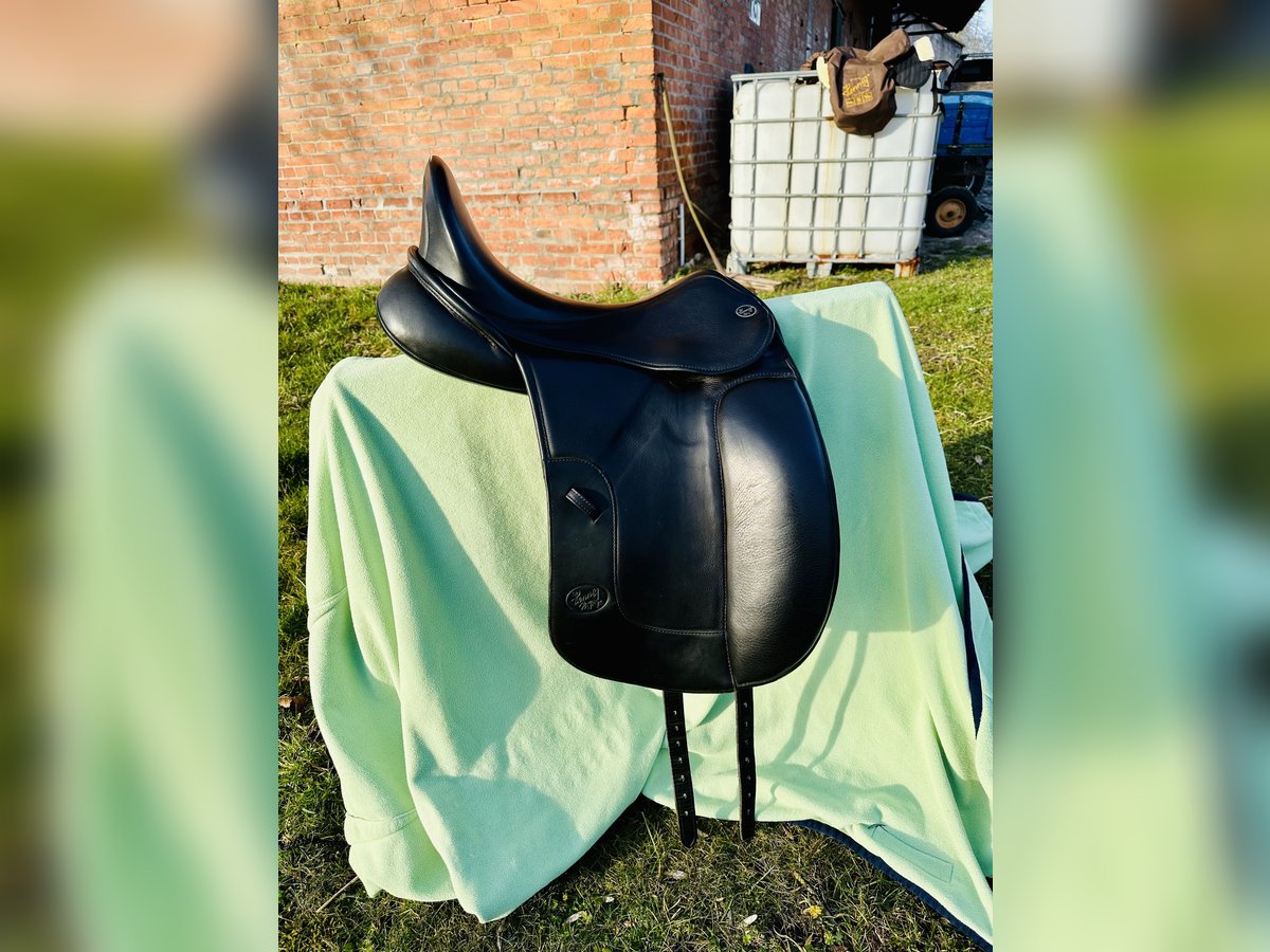 Hennig MFT Dressursattel