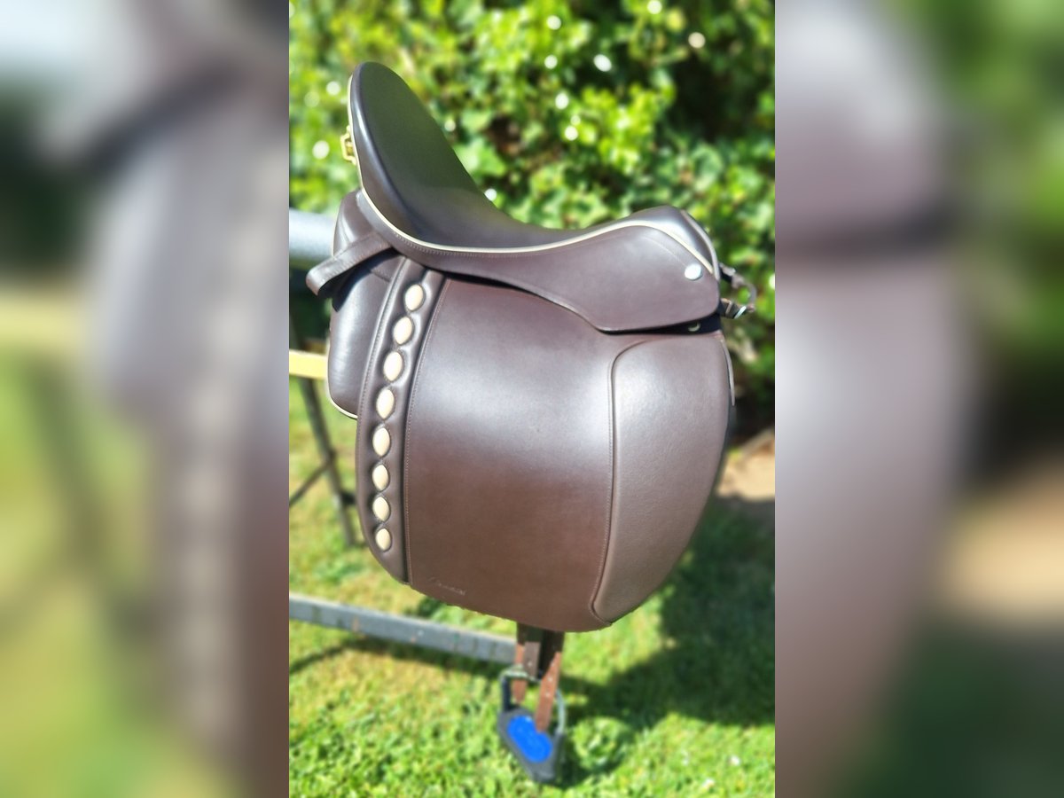 Iberosattel Sevilla Classic Dressursattel 18 Zoll