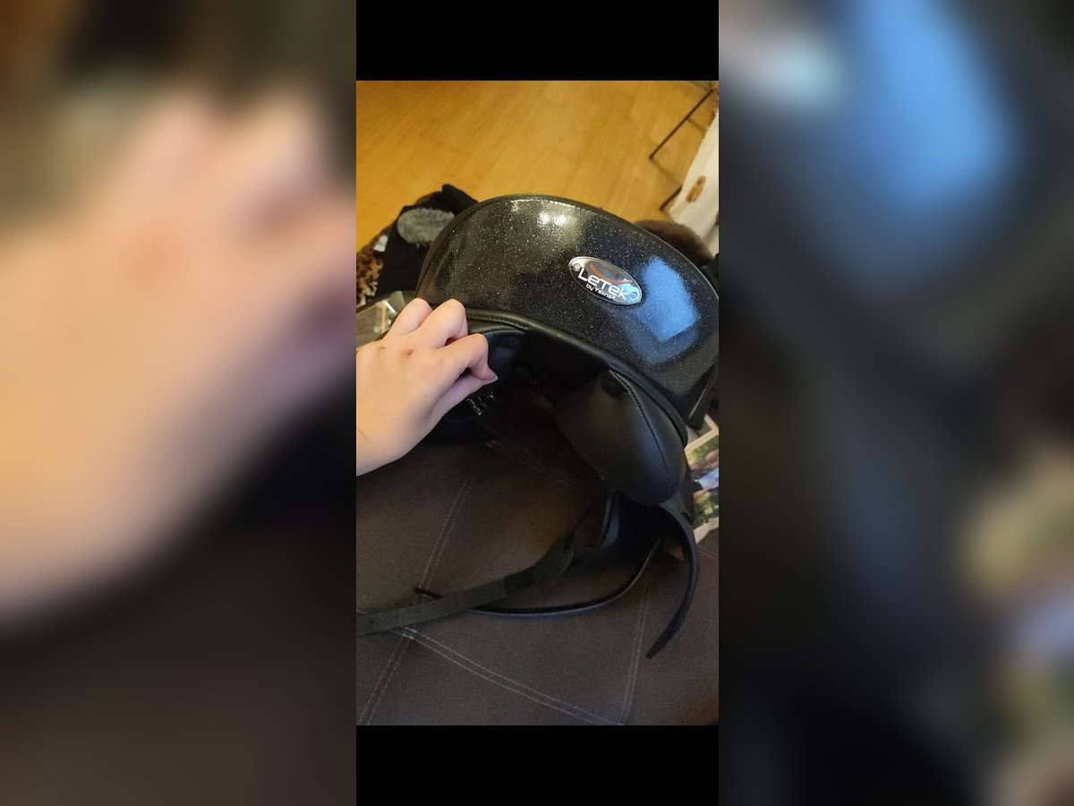 Letek by Tekna, Dressursattel S-Line mit Glossy