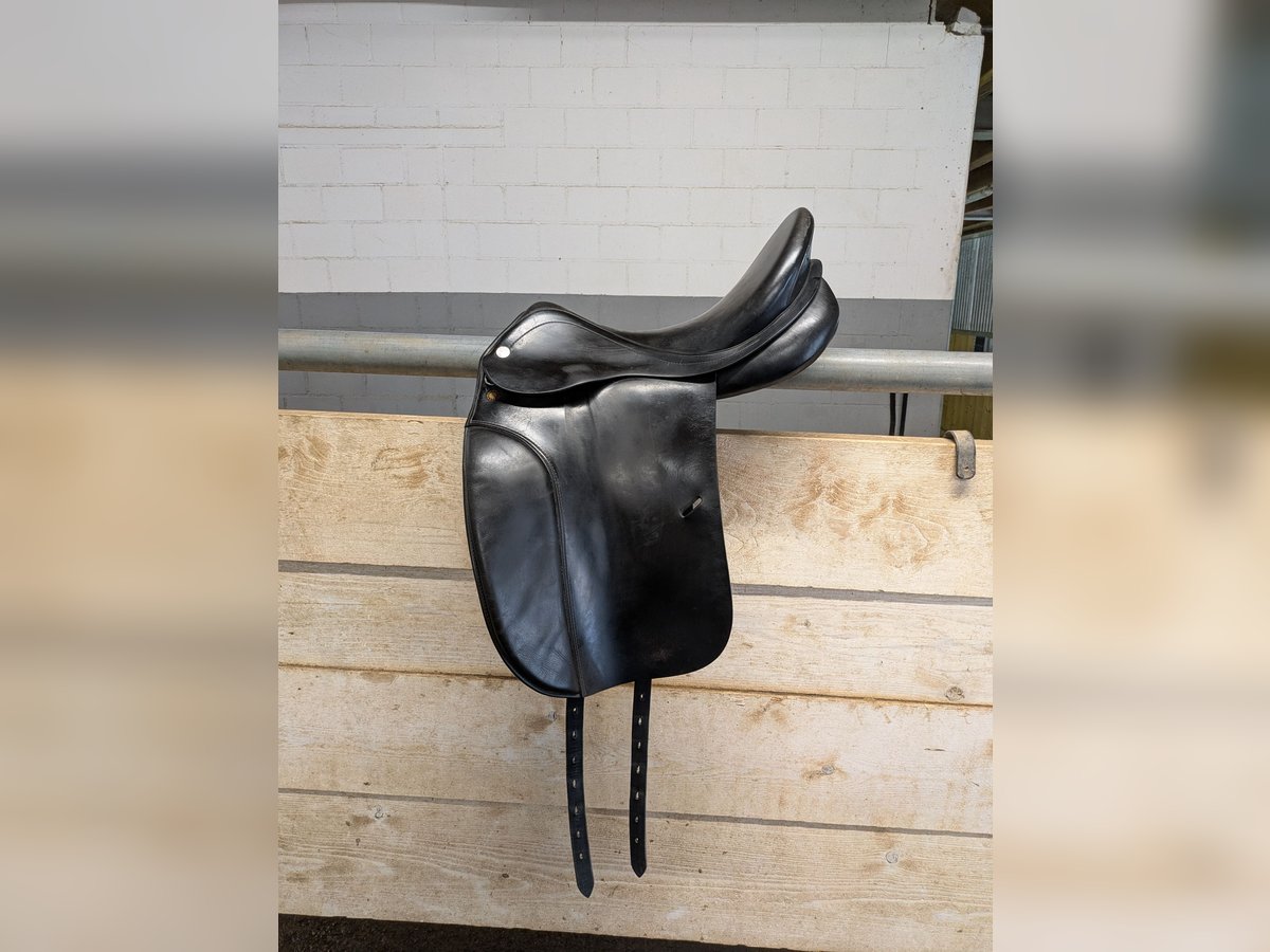 Prestige Hippos Dressage Dressursattel 