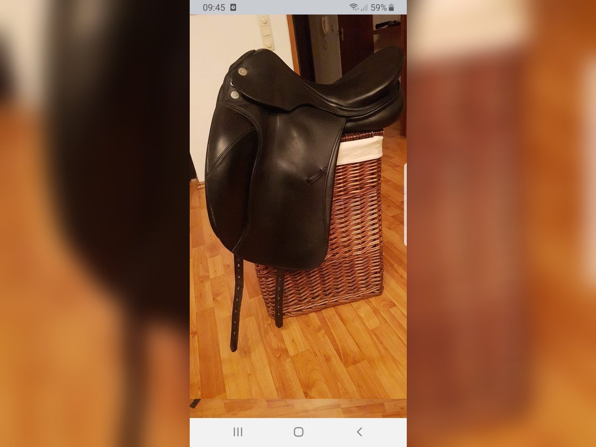 Prestige Milano Dressursattel von Privat zuverkaufen 16 Zoll - neuwertig