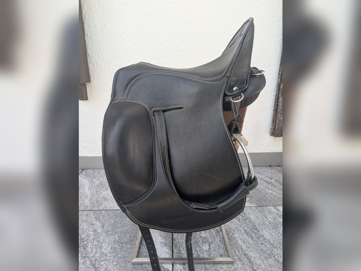 Signum Omega Classic Sondermodell Tulipa - Schwarz, 17,5 Zoll