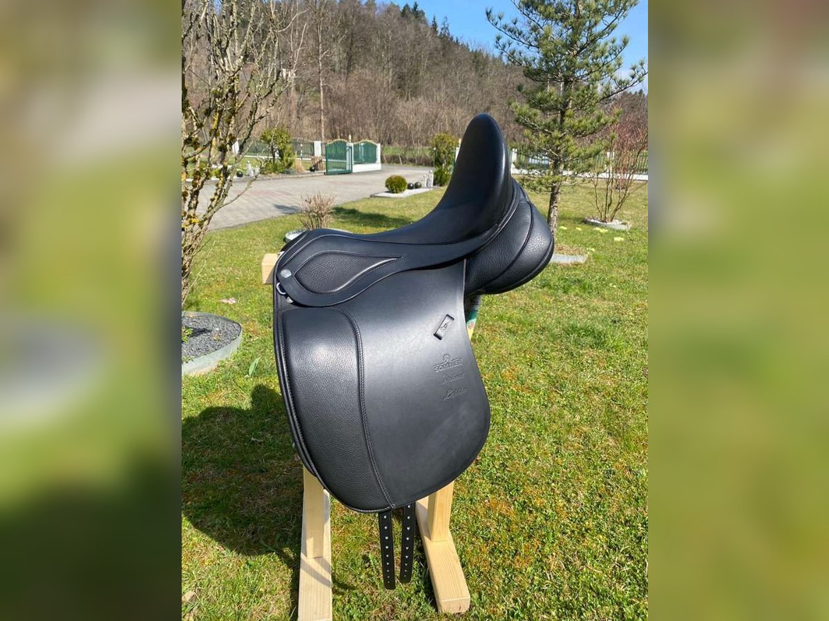 Sommer Diplomat LaVita Dressursattel