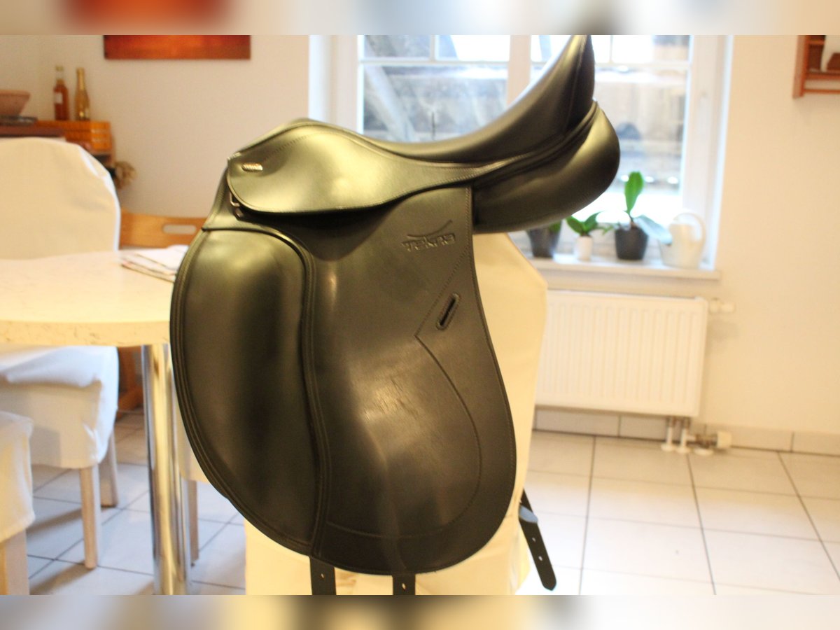 Tekna Dressursattel