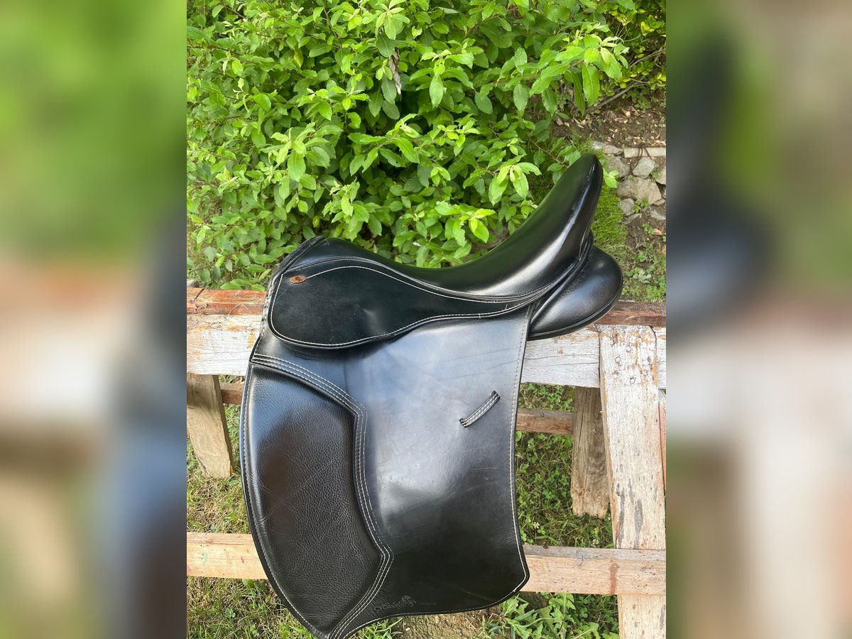 Verkaufe Dressursattel