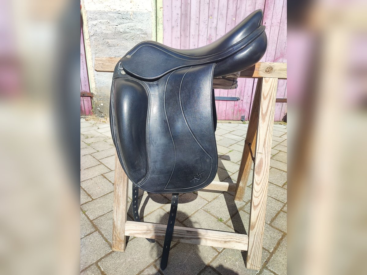 Biete Emporio Iceland Sattel von 2020 - selten genutzt