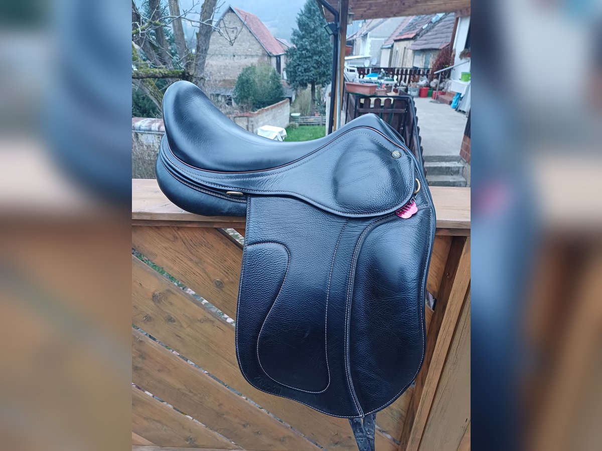 Sehr gepflegter PS Sattel Modell Vindur 17 Zoll 