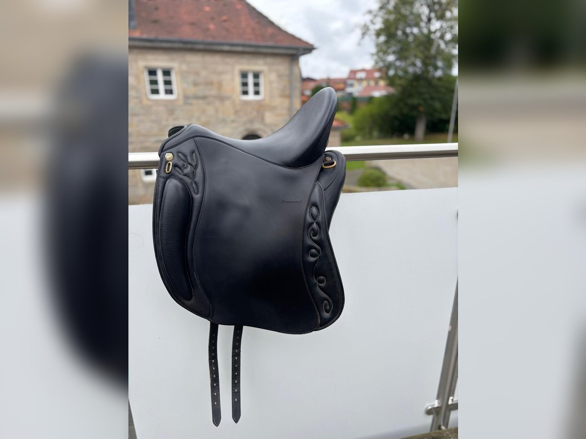 Iberosattel Dressage 3000 schwarz