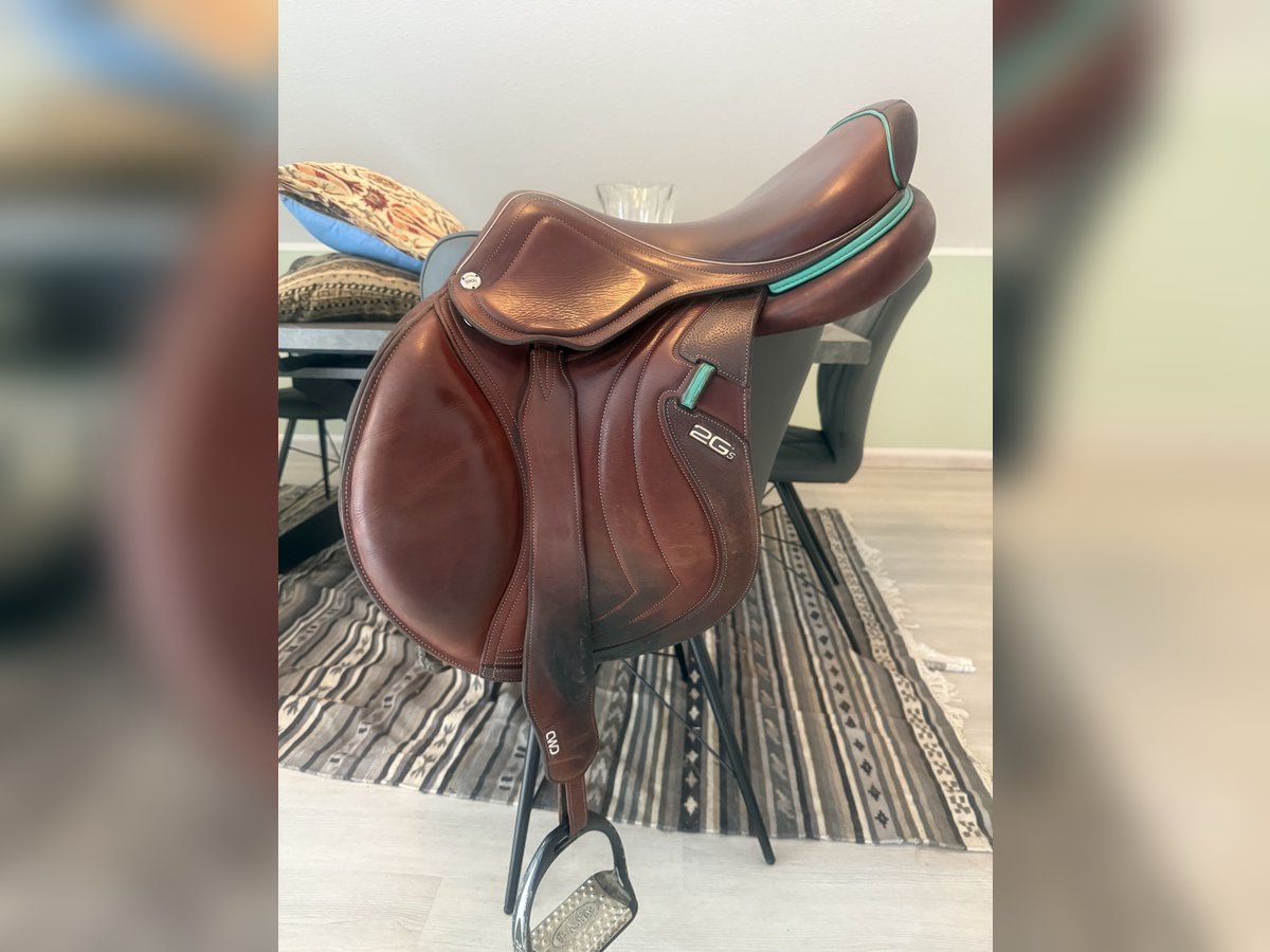 CWD Mademoiselle SE32 S1