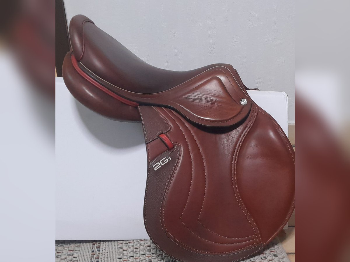 CWD Springsattel braun - nur 6 Monate genutzt