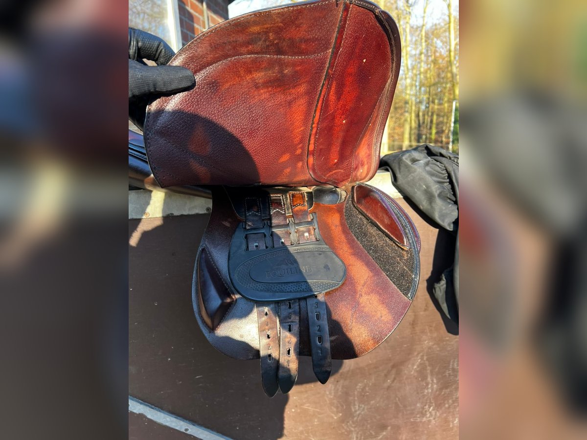 Equiline Elite Springsattel