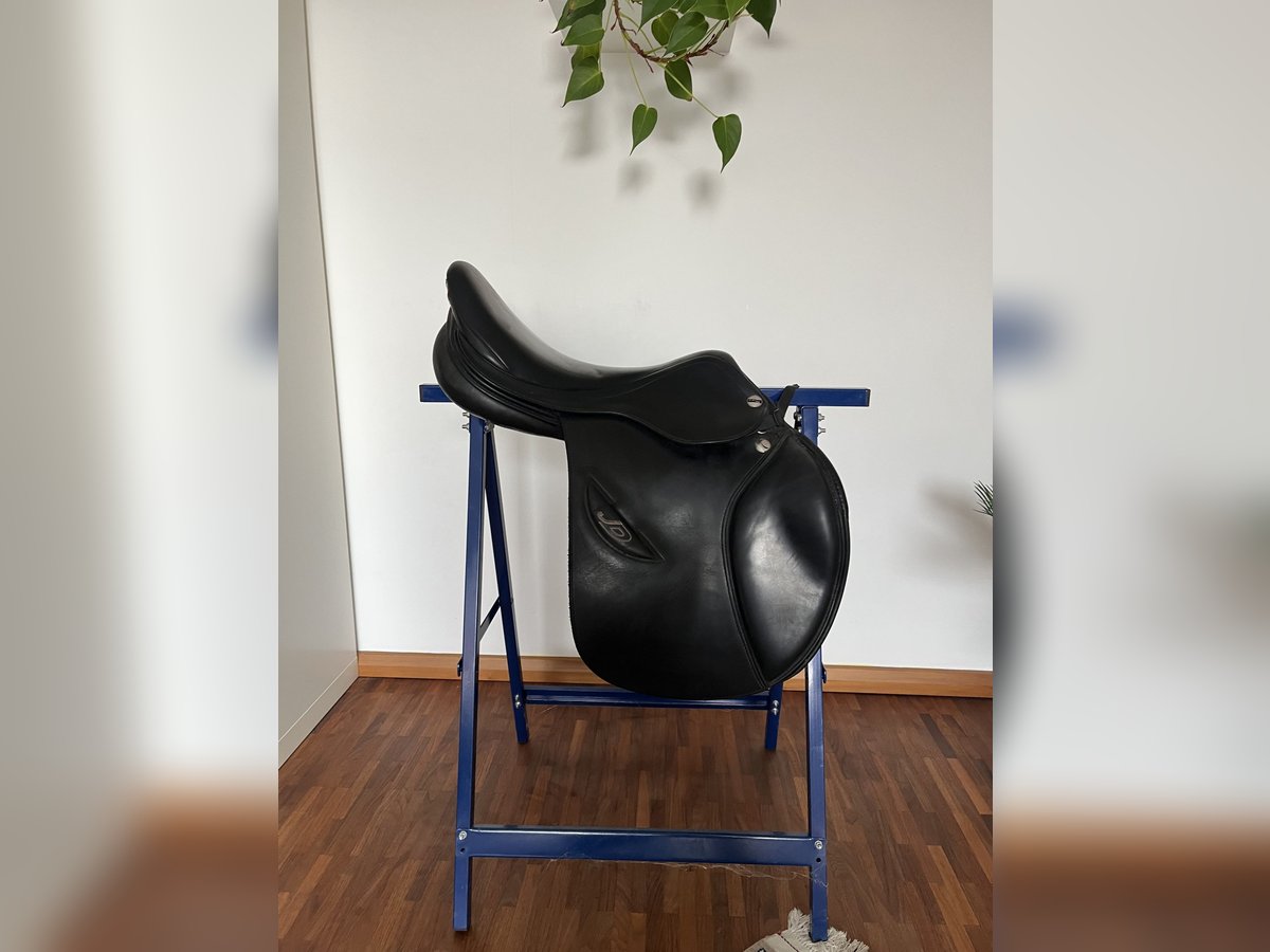 Erreplus JD Springsattel 17” – schwarz 