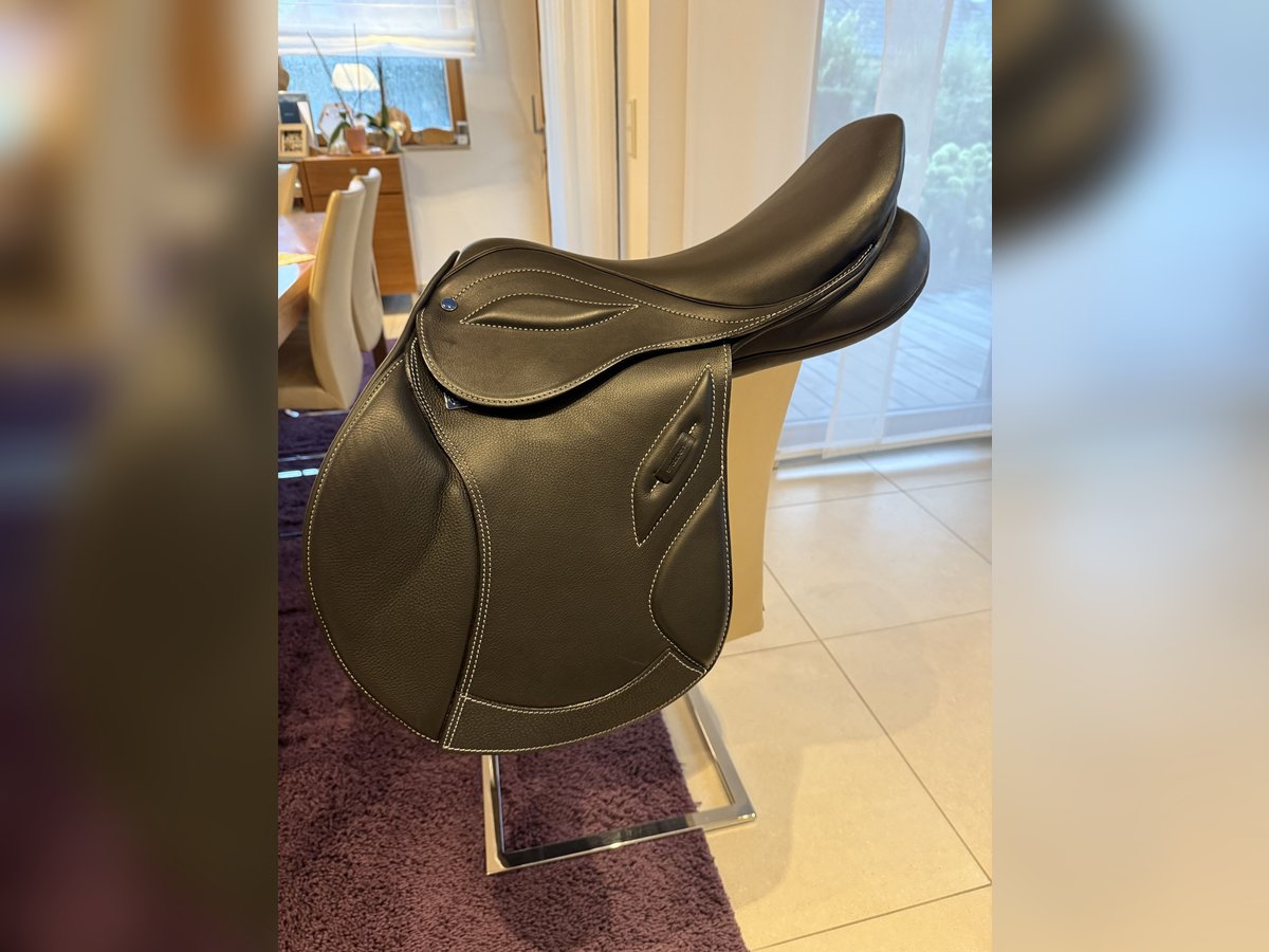 Stubben Phoenix Elite Springsattel – neuwertig, nur 1x benutzt!