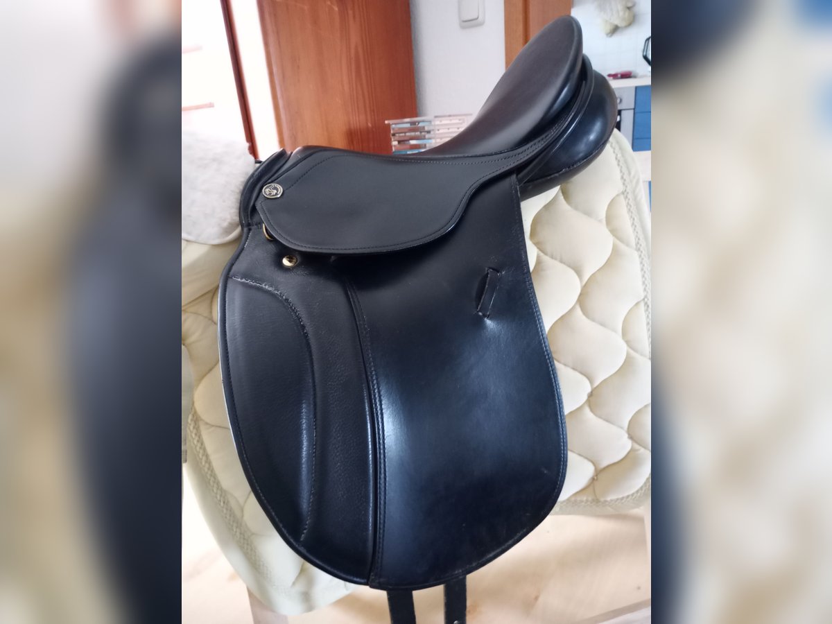 Kieffer Junior Master VSD Vielseitigkeitssattel Schwerpunkt Dressur 17"