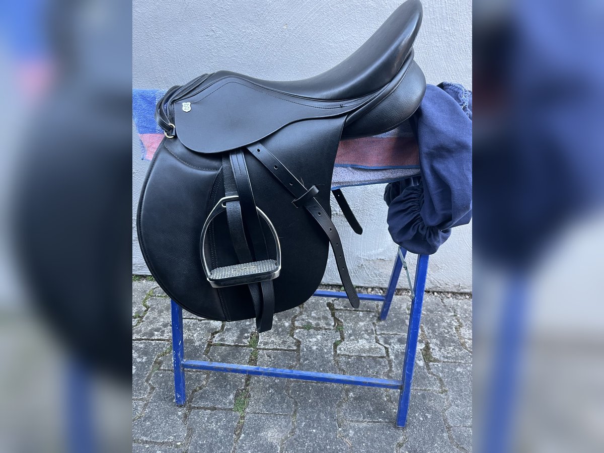 Massimo Vielseitigkeitssattel VS 17,5 / 36 - Keilkissen