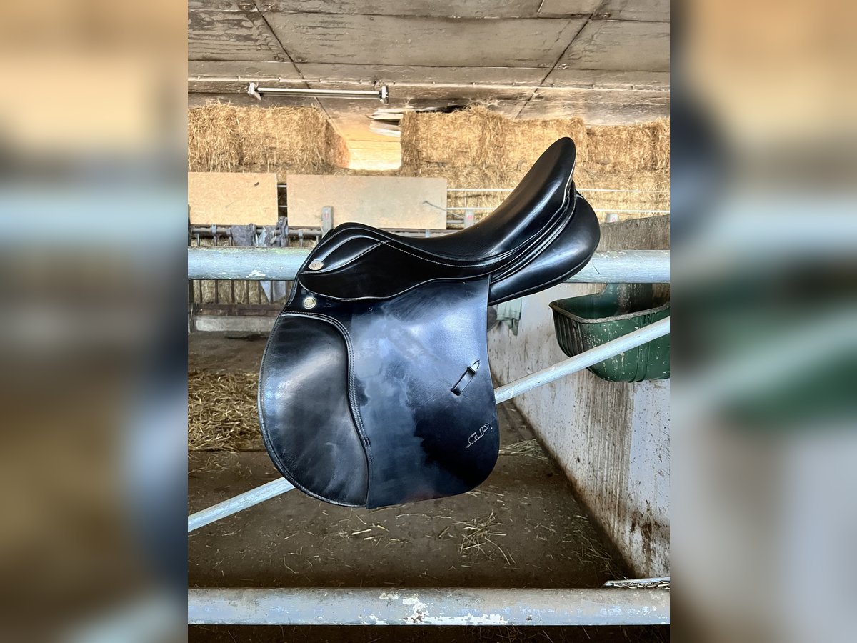 Prestige 18 Zoll GP Vielseitigkeitssattel