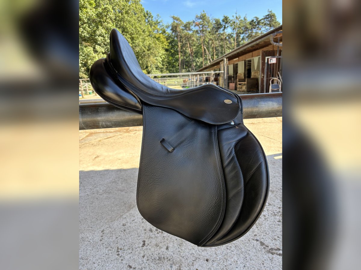 Vielseitigkeitssattel von Horse & Passion