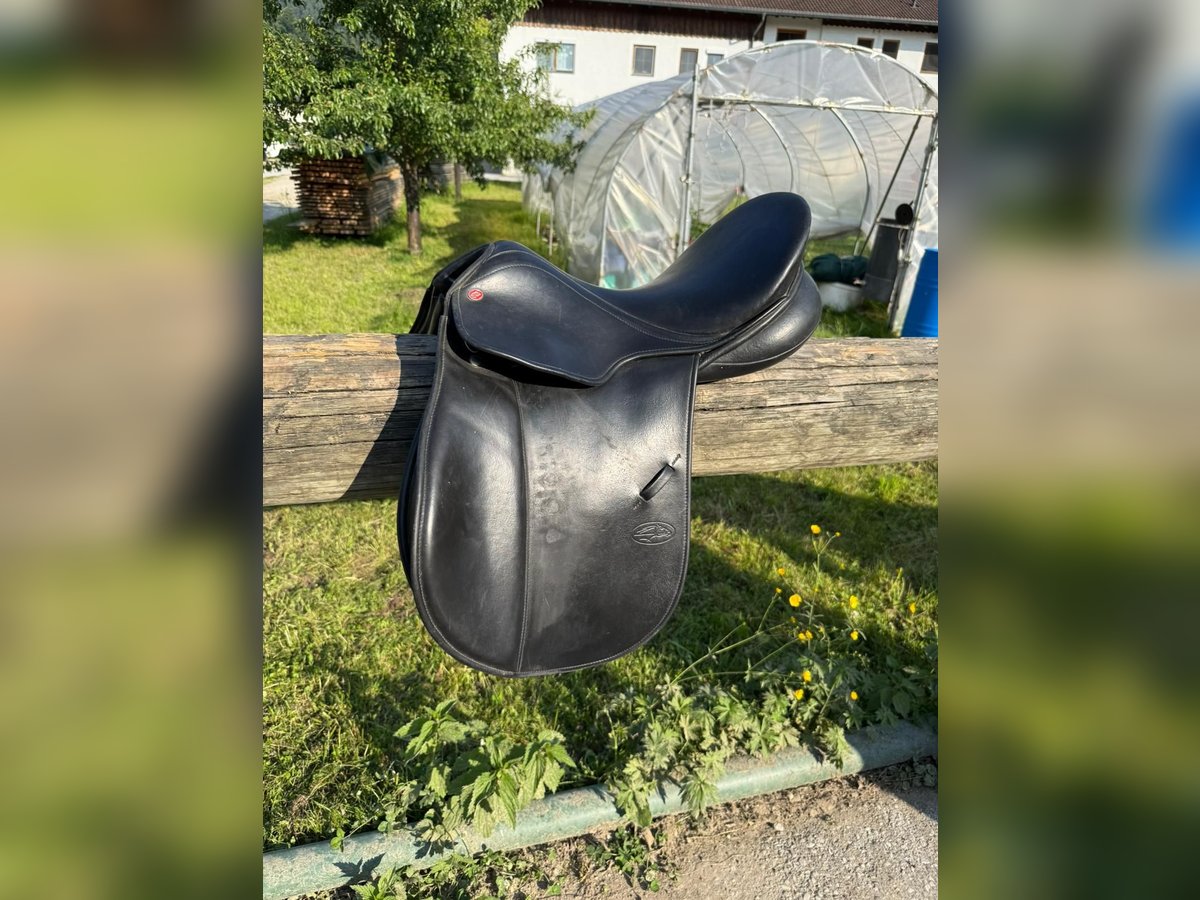 Vielseitigkeitssattel von Lemetex