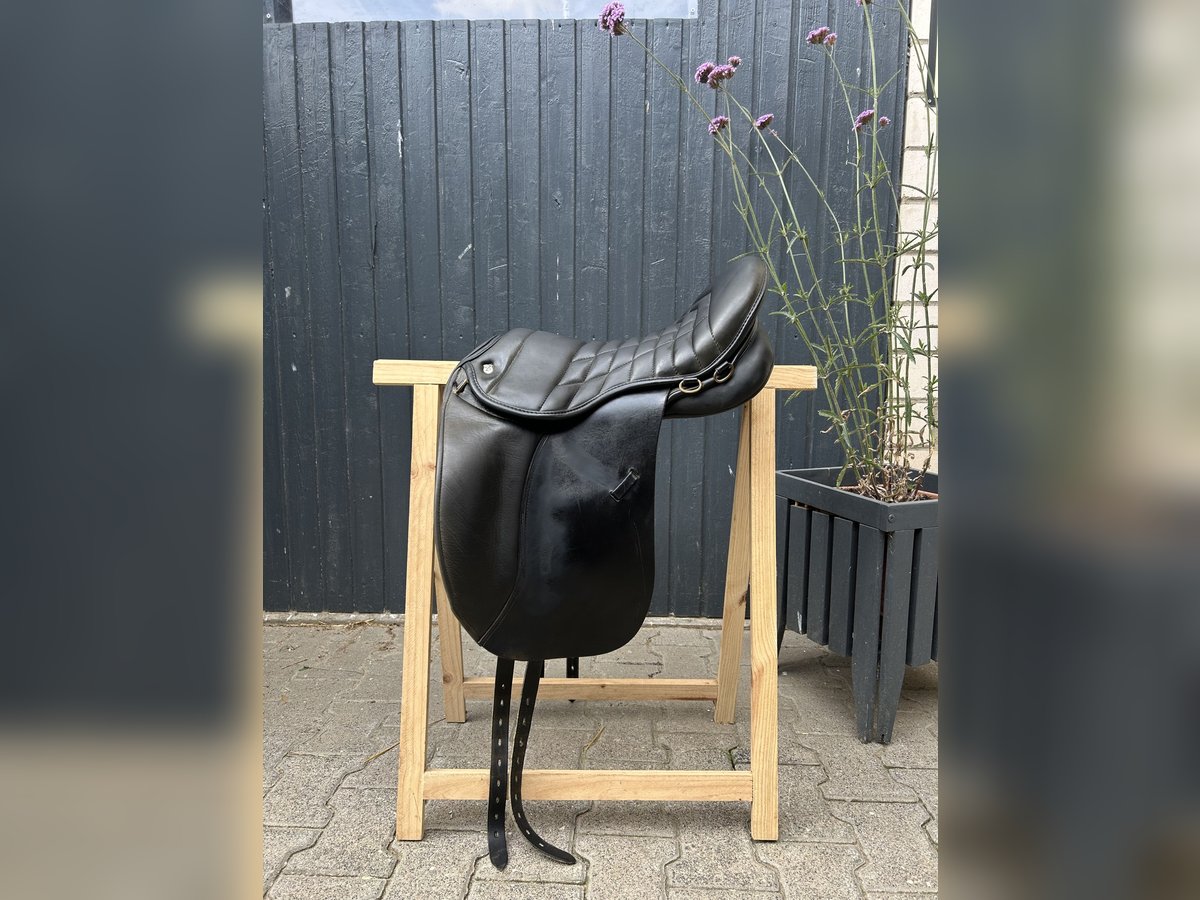 Massimo Wanderreitsattel 18,5“