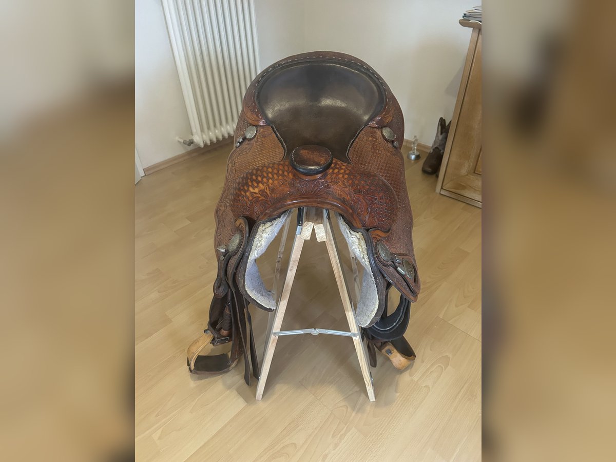 Ein Sattel aus Amerika von Todd Bergen