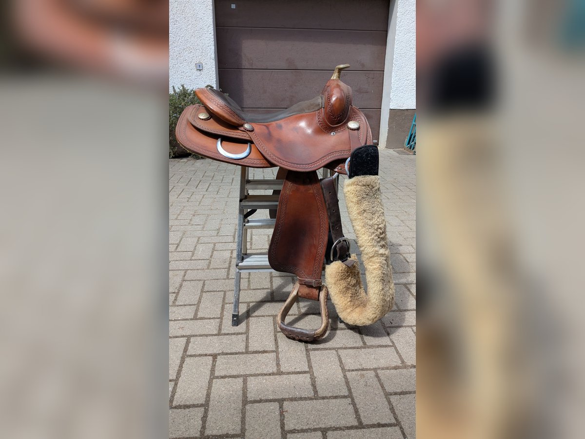 Westernsattel Deuber und Partner 
