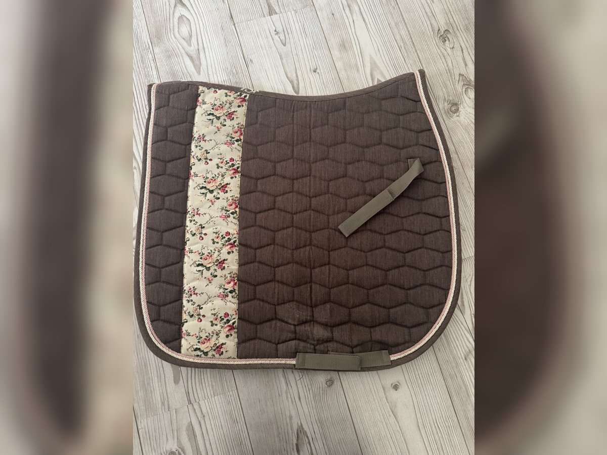 Dressur Schabracke 
