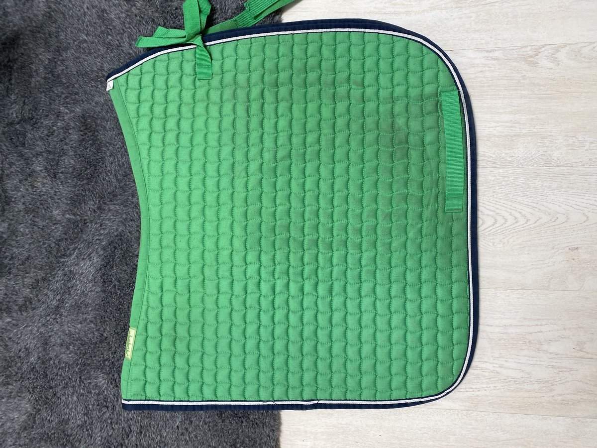 Eskadron Cotton Dressurschabracke Grün 