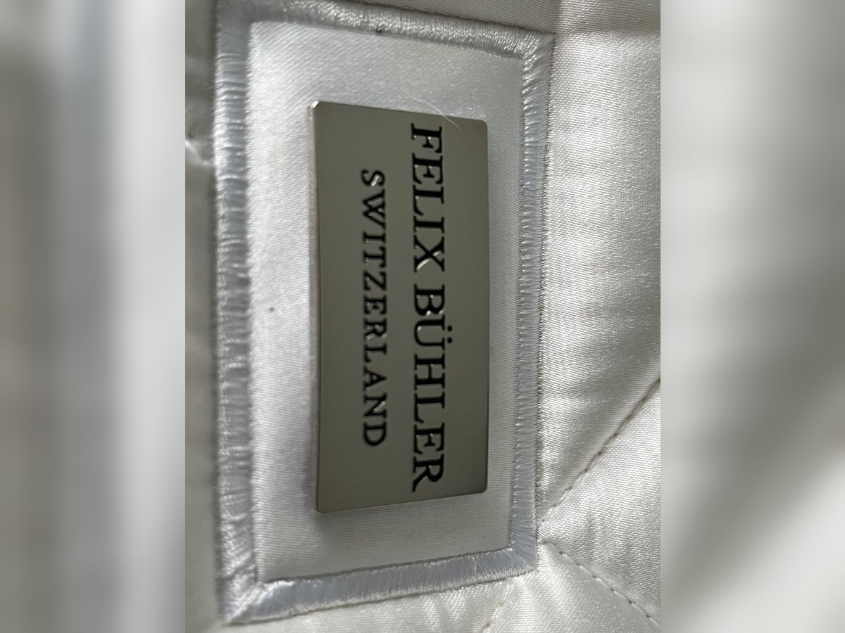 Felix Bühler Schabracke 