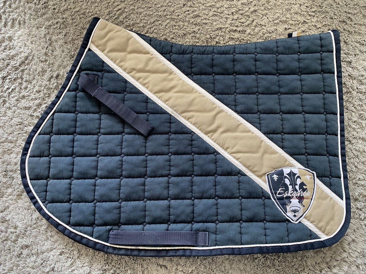 Neuwertige Eskadron Bicolor Schabracke VS taupe/insignia blue