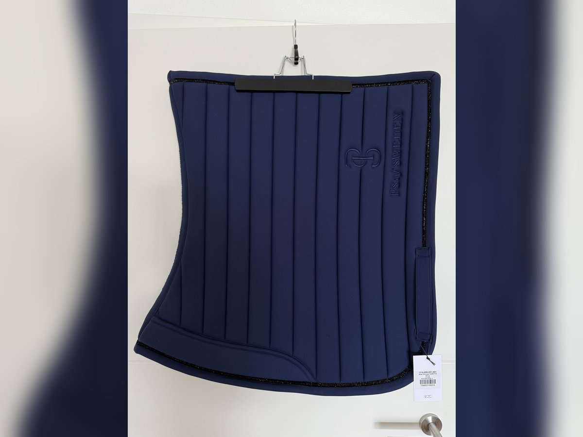 PS of Sweden Stripe Navy Dressur Schabracke Full WB
