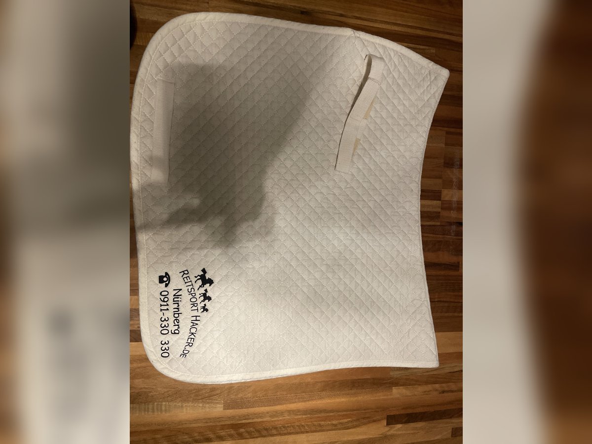 Schabracke weiß Dressur Schabracke weiß Dressur